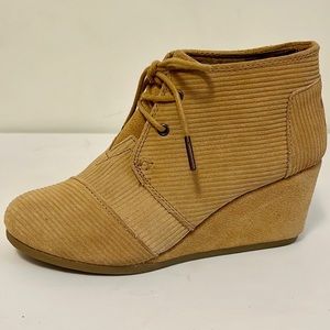 Toms Tan Suede Corduroy Wedge Ankle Boots Womens 7